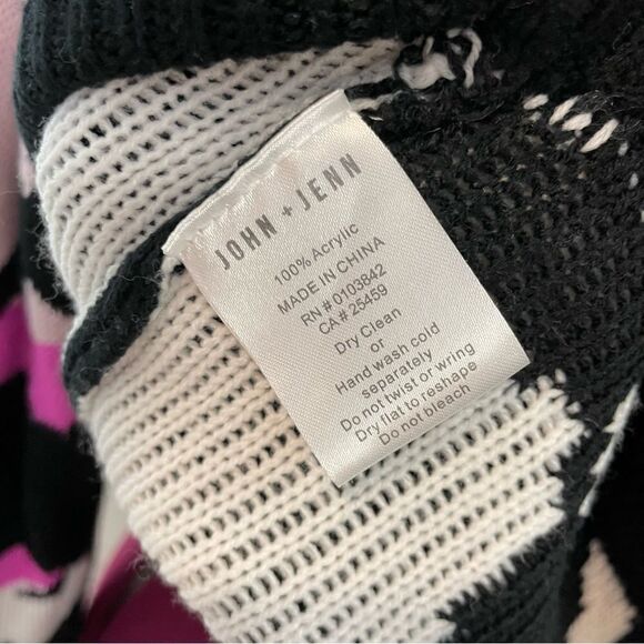 John + Jenn Christopher Camo Sweater Black Purple Relaxed Fit S/M - Picture 9 of 9